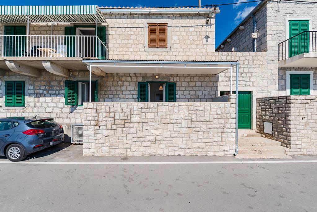 Nona Nata'S House Apartment Bol Exterior foto